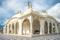 jal mandir pawapuri jain mandir