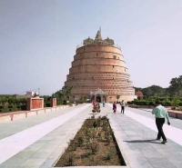 prachin bada mandir jambudweep kailash parvat rachna ashtapad teerth in hastinapur meerut jain mandir