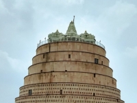 prachin bada mandir jambudweep kailash parvat rachna ashtapad teerth in hastinapur meerut jain mandir