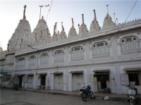 vardhman shahs temple and shantinath mandir in jamnagar jain mandir